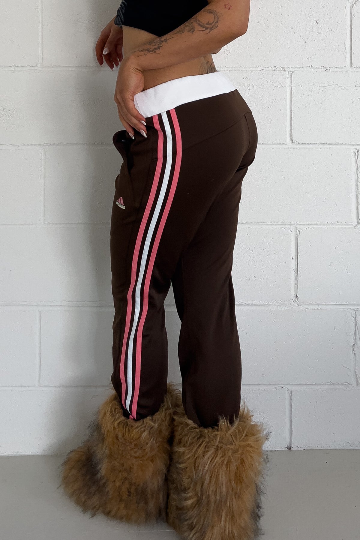 ADIDAS brown + pink track pants ★ Size labelled small