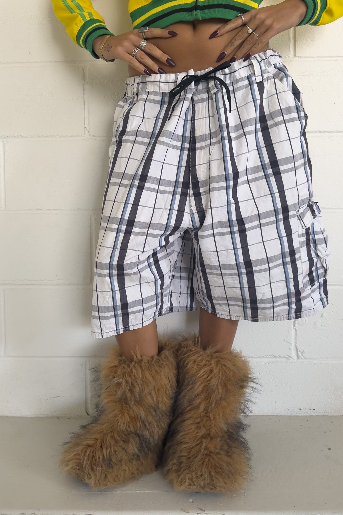 White + navy plaid shorts ★ one size adjustable waist