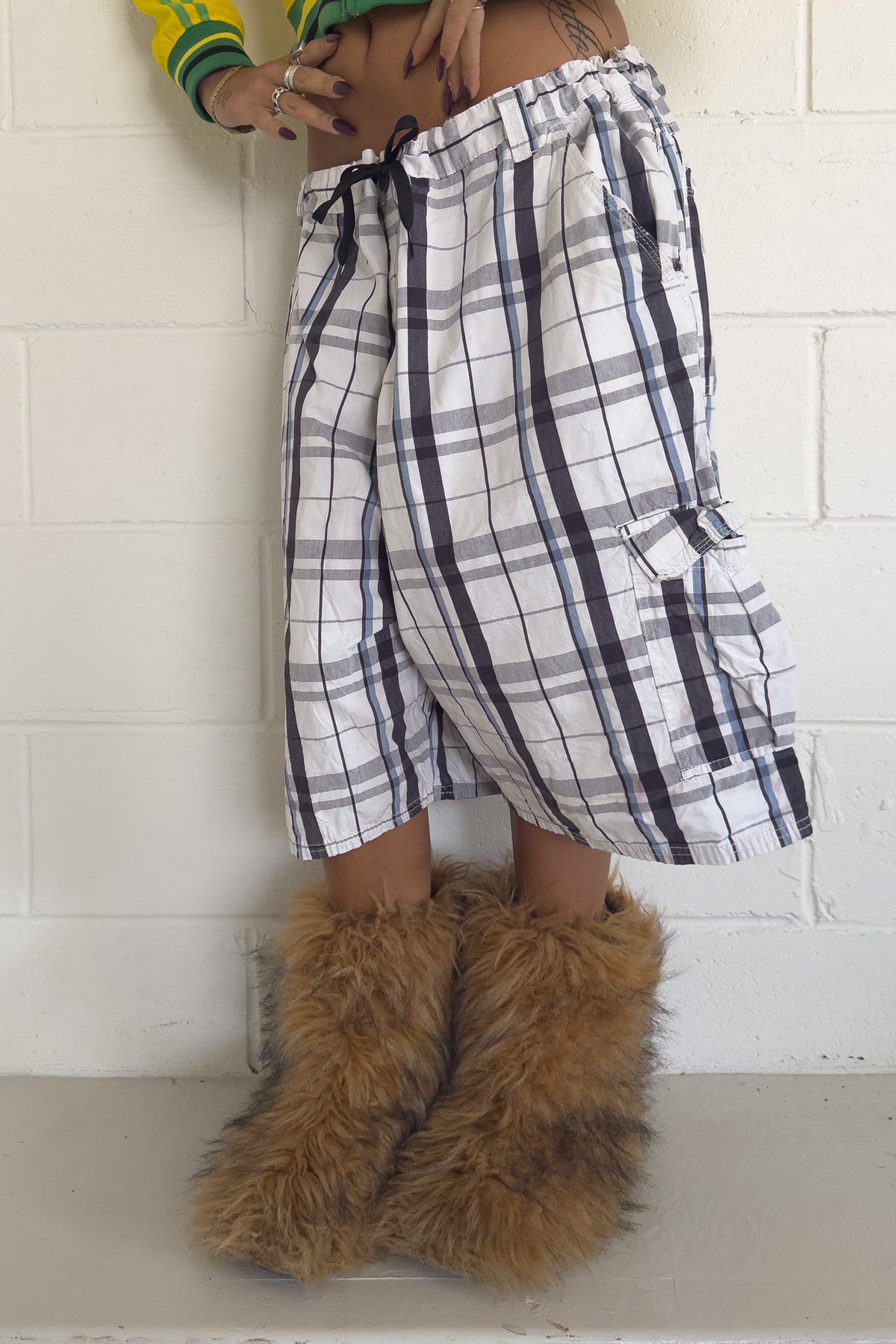 White + navy plaid shorts ★ one size adjustable waist