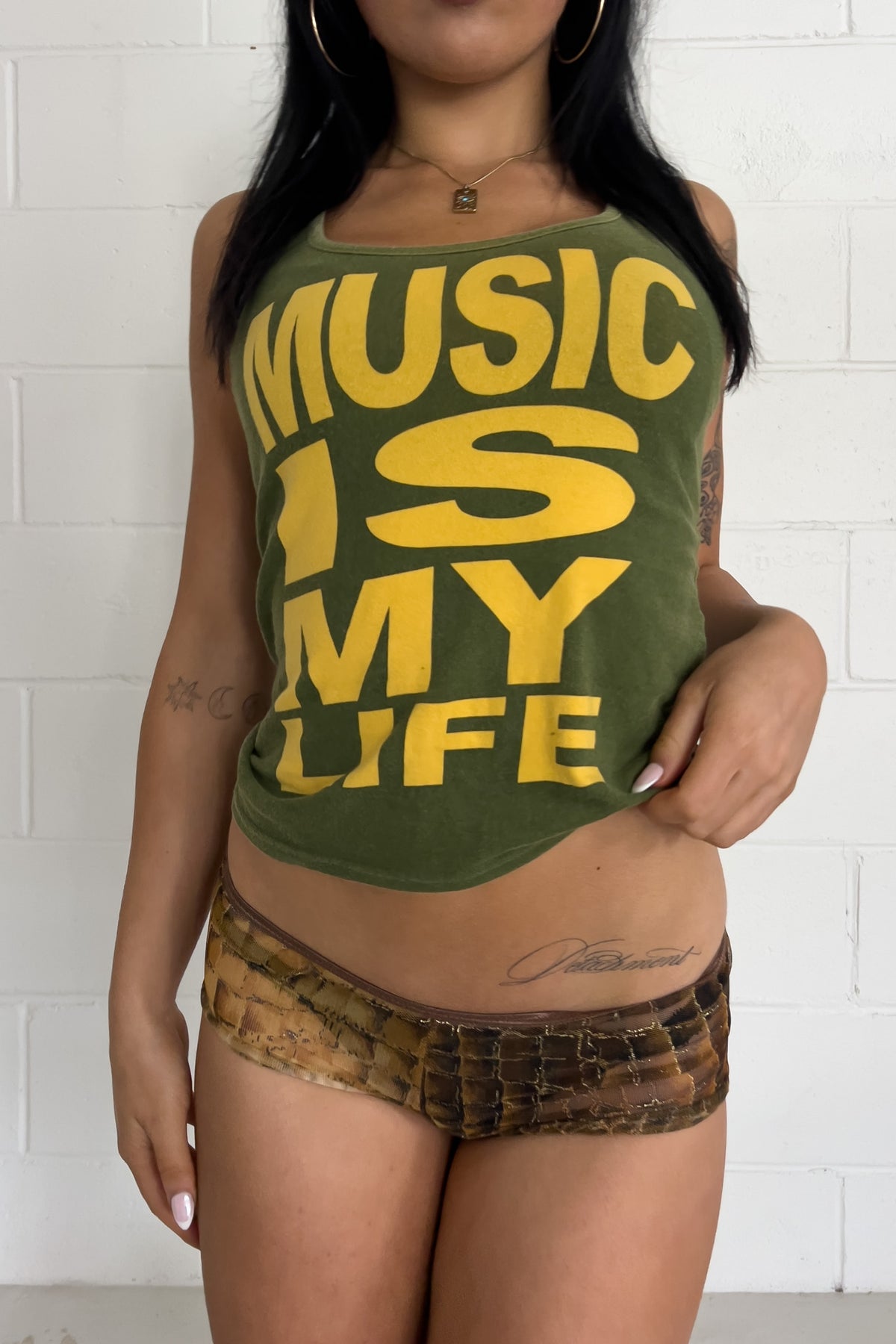 LB-03 khaki + yellow graphic tank ★ Size est medium