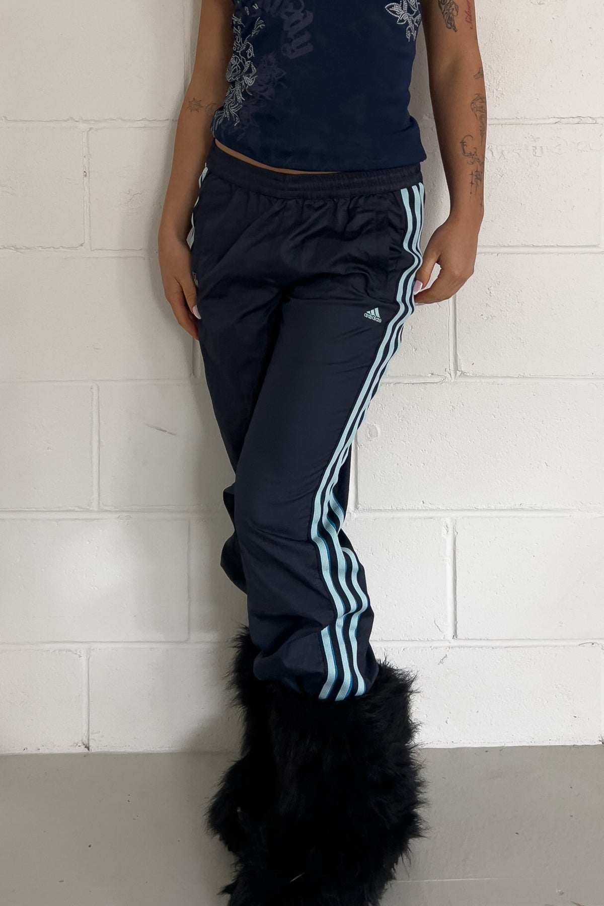 ADIDAS navy + baby blue trackpants ★ Size labelled 12 (J)