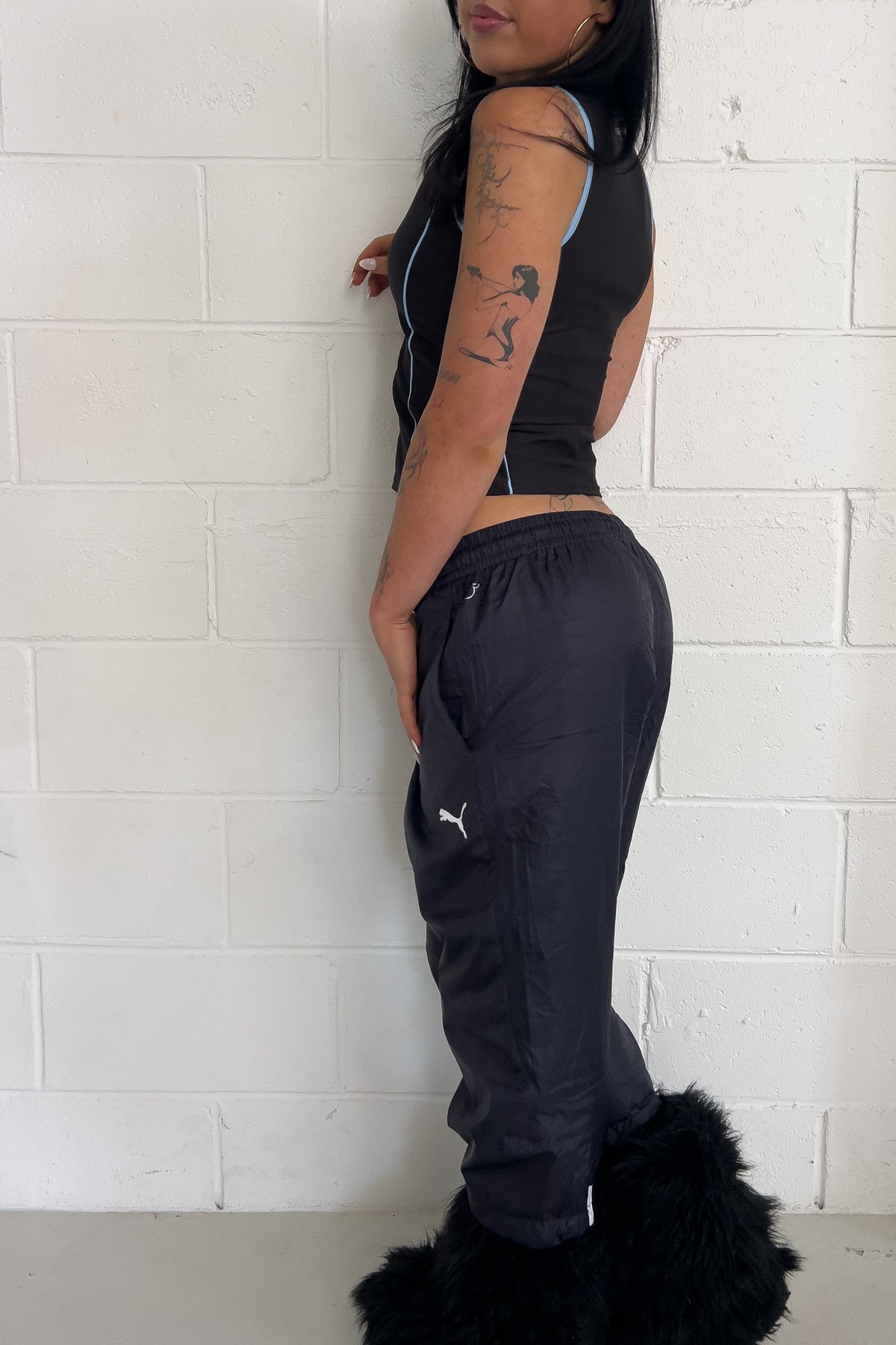PUMA navy white logo capris ★ Size est small