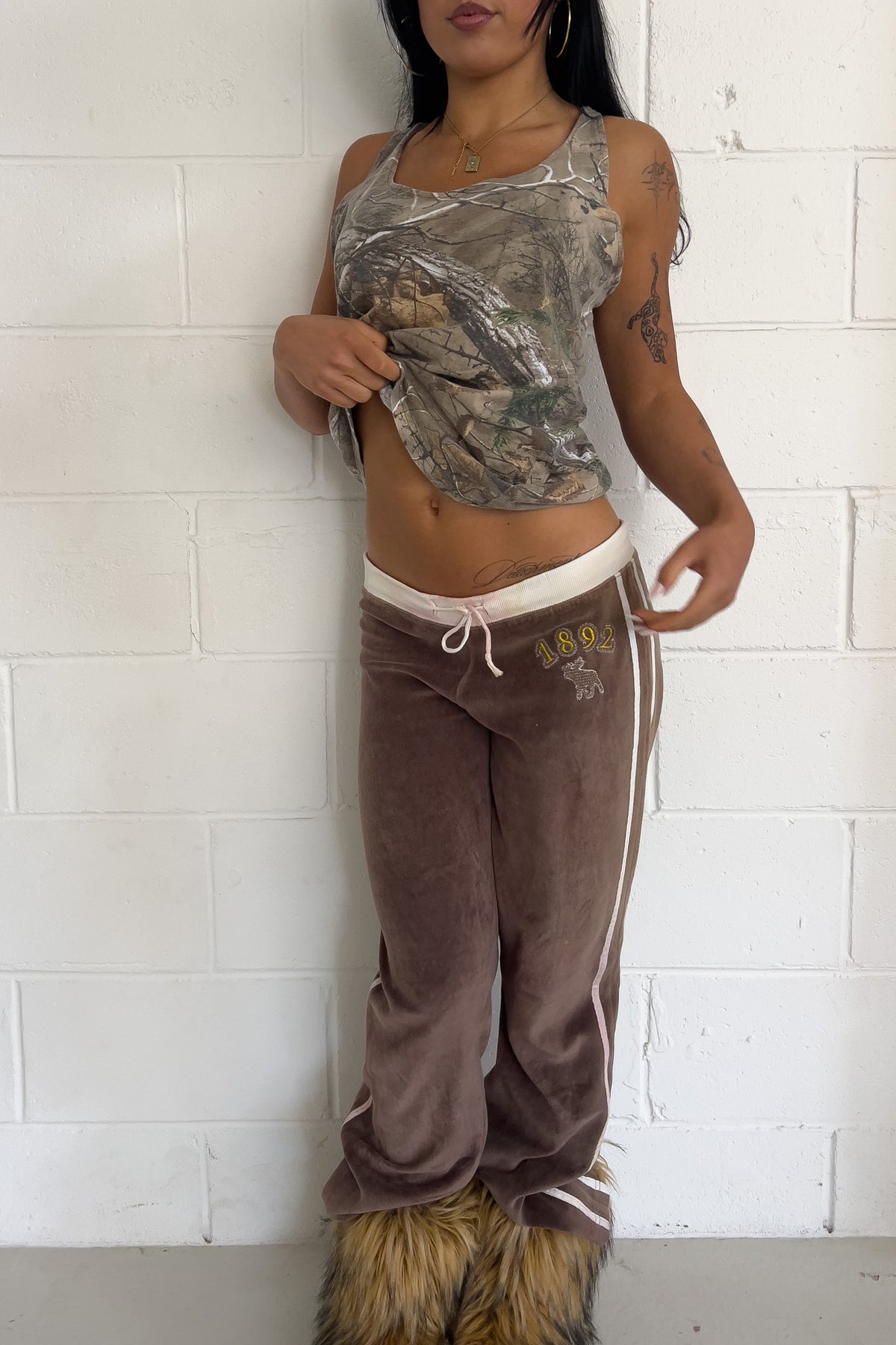 ABERCROMBIE & FITCH brown track pants ★ Size labelled large