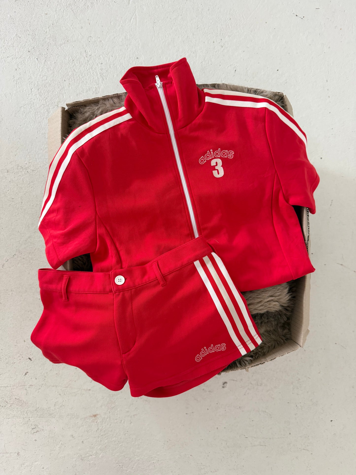 ADIDAS red track set ★ Size labelled small