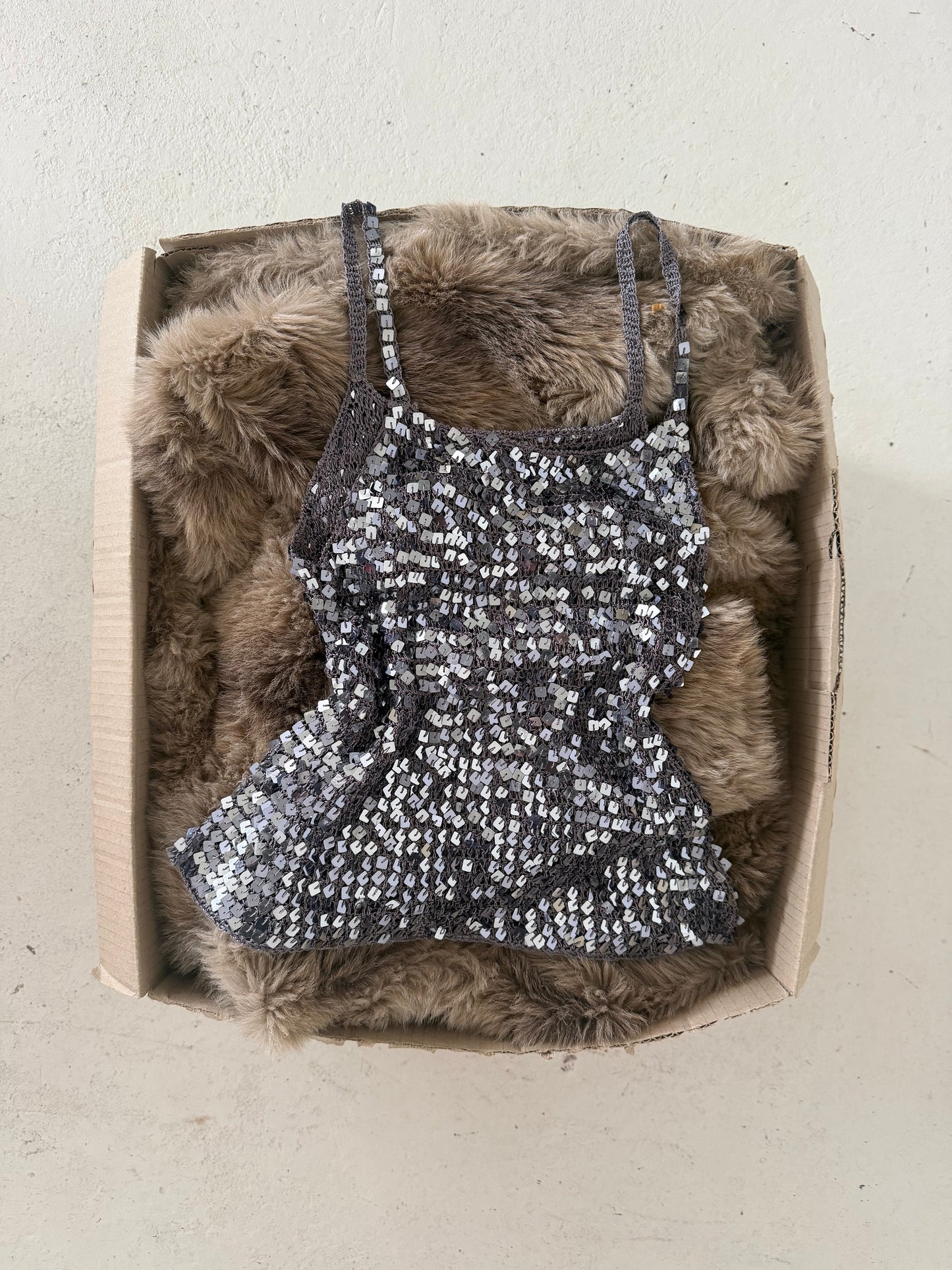 Silver sequin festival top ★ Size est small