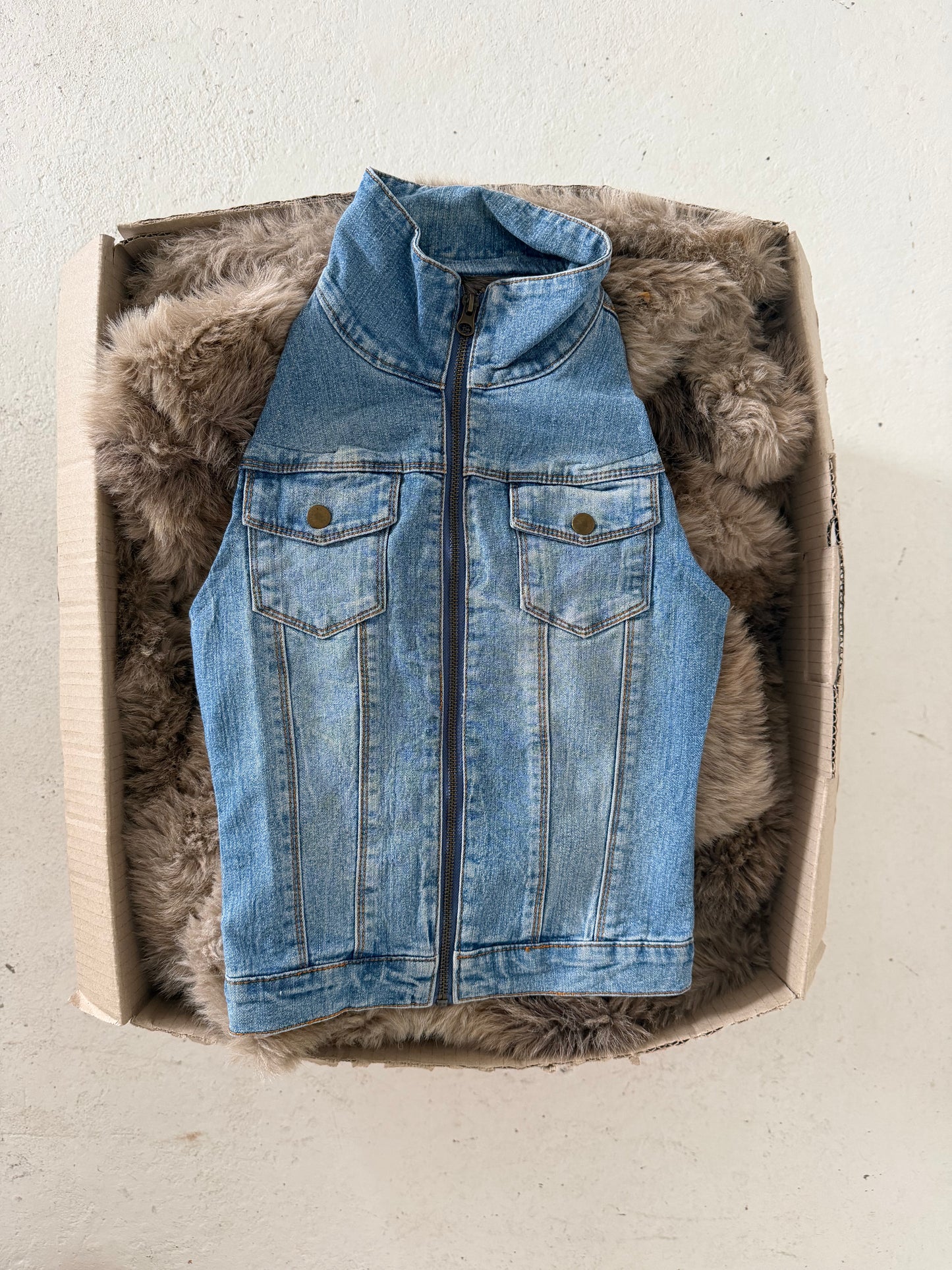Denim vest (light blue) ★ Size est X small