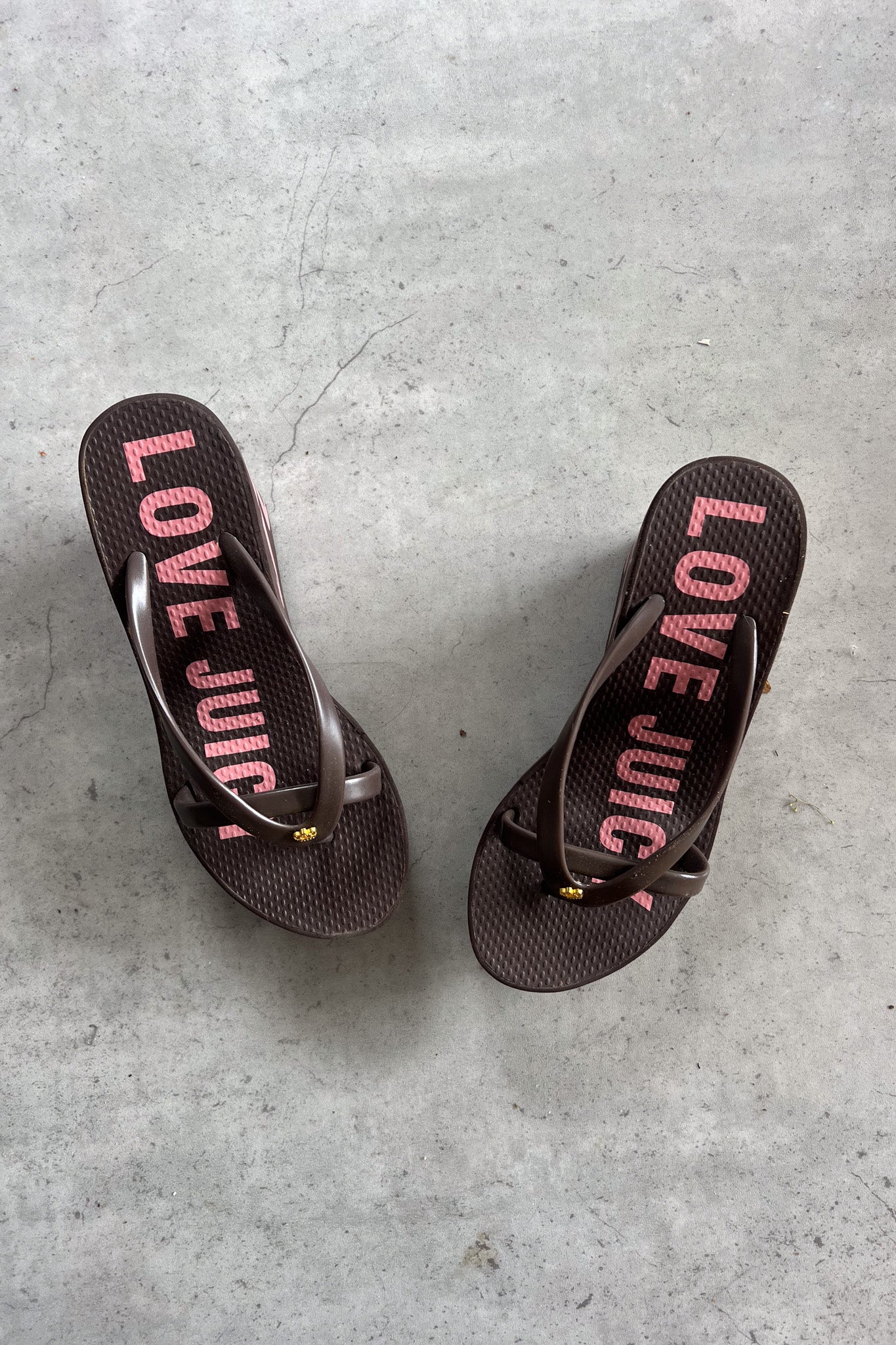 JUICY COUTURE bootleg platform flip flops ★ Size estimated 7