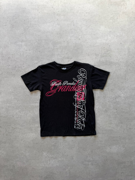 DH black + red graphic cursive tee ★ Size labelled medium