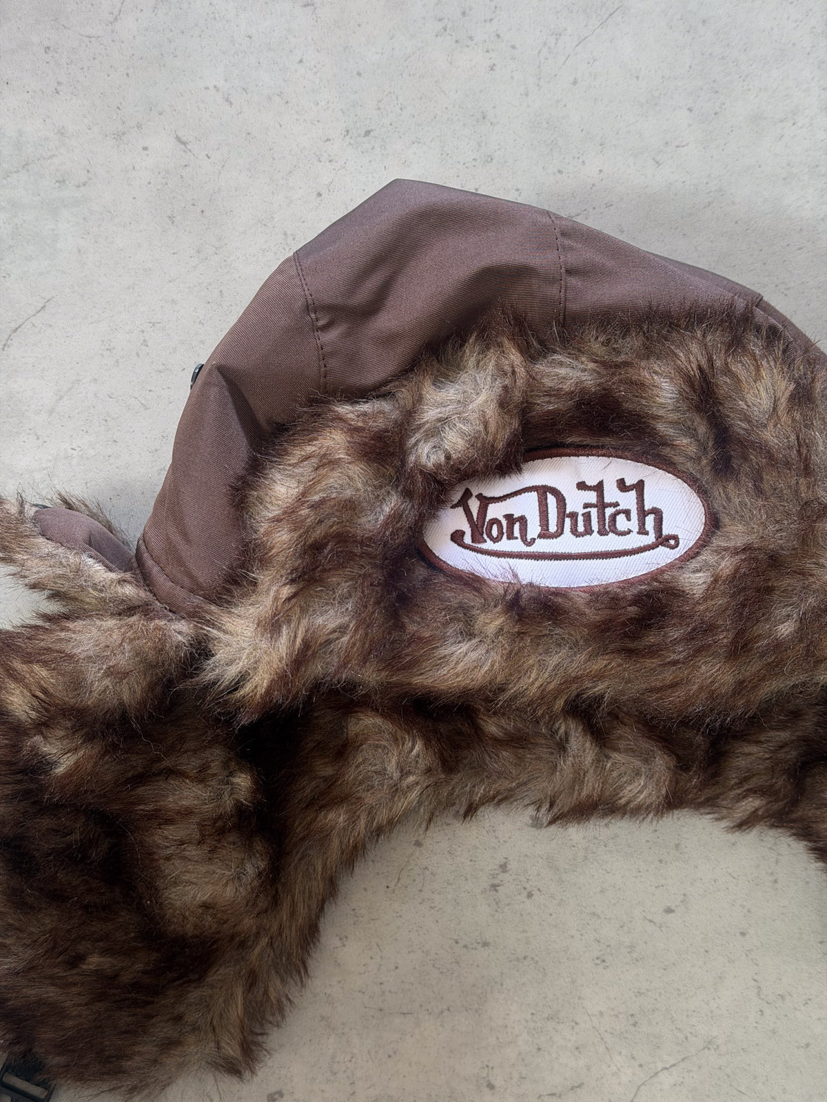 VON DUTCH brown fluffy festival hat ★