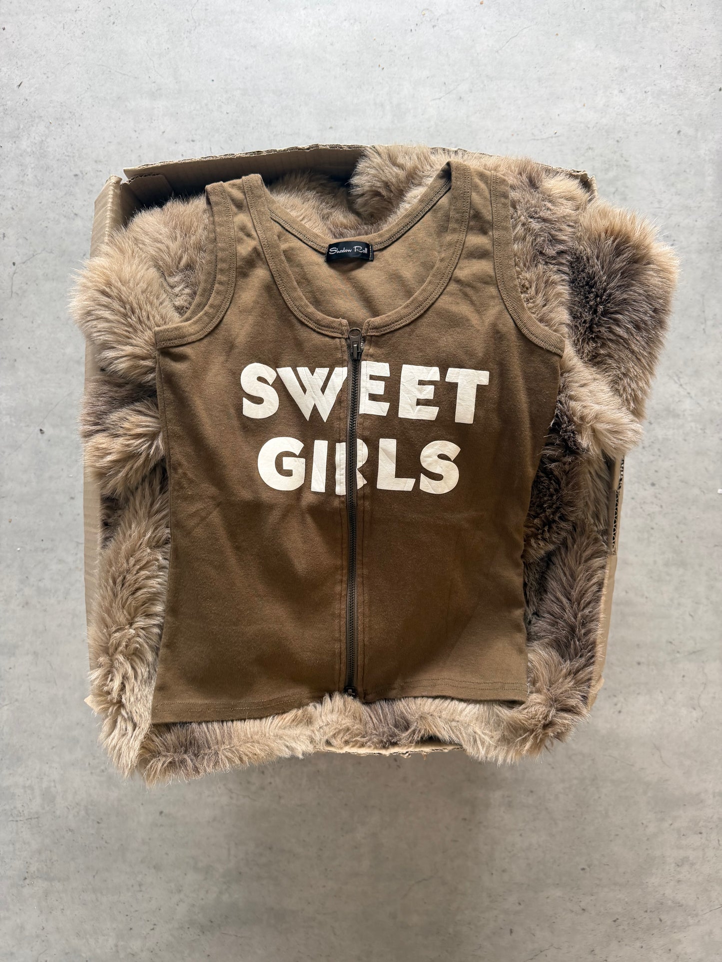 SWEET GIRLS khaki zip up ★ Size estimated small
