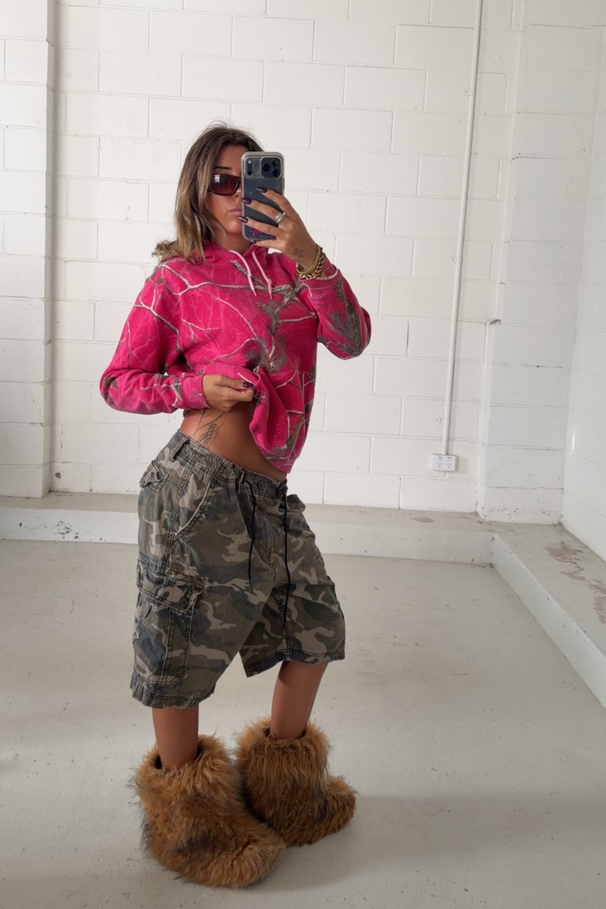 REAL TREE hot pink hoodie ★ Size labelled medium
