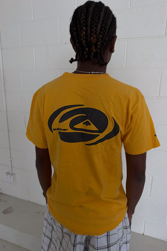 QUICKSILVER yellow tee ★ Size estimated medium