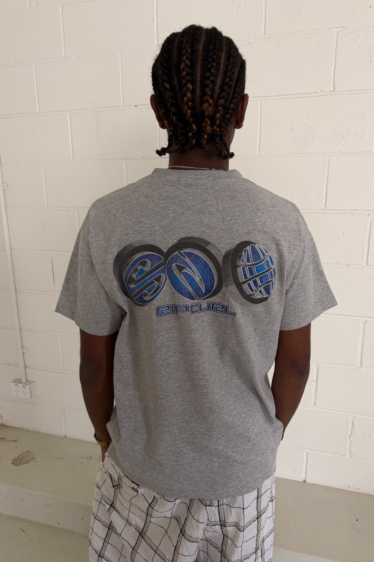 RIPCURL grey & blue graphic tee ★ Size estimated large