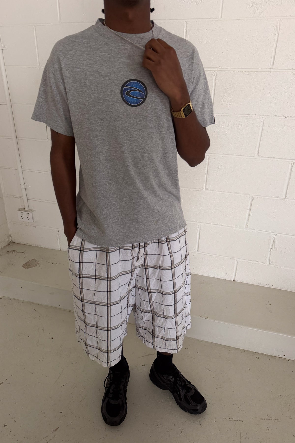 RIPCURL grey & blue graphic tee ★ Size estimated large