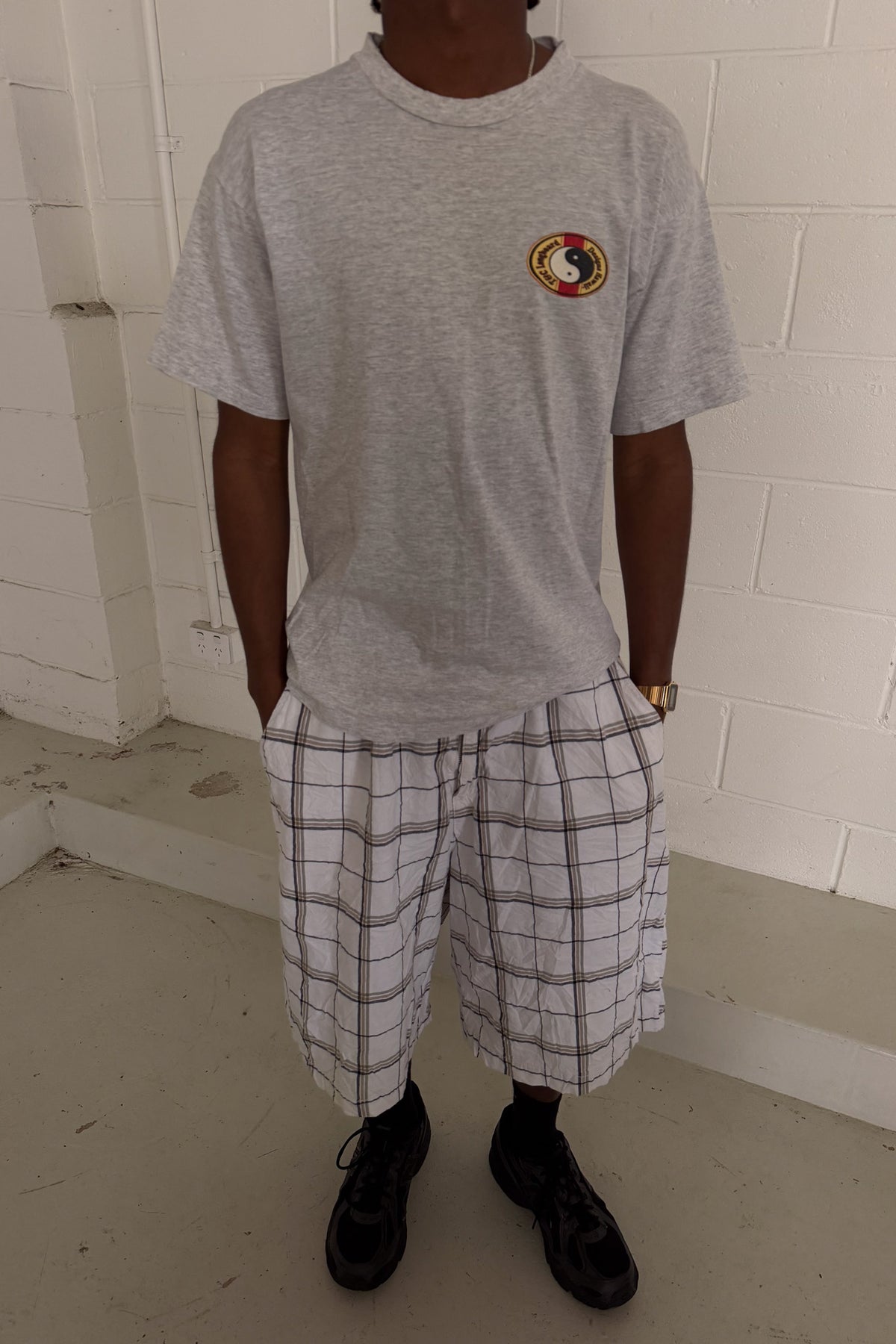 T&C SURF yin yang grey tee ★ Size medium