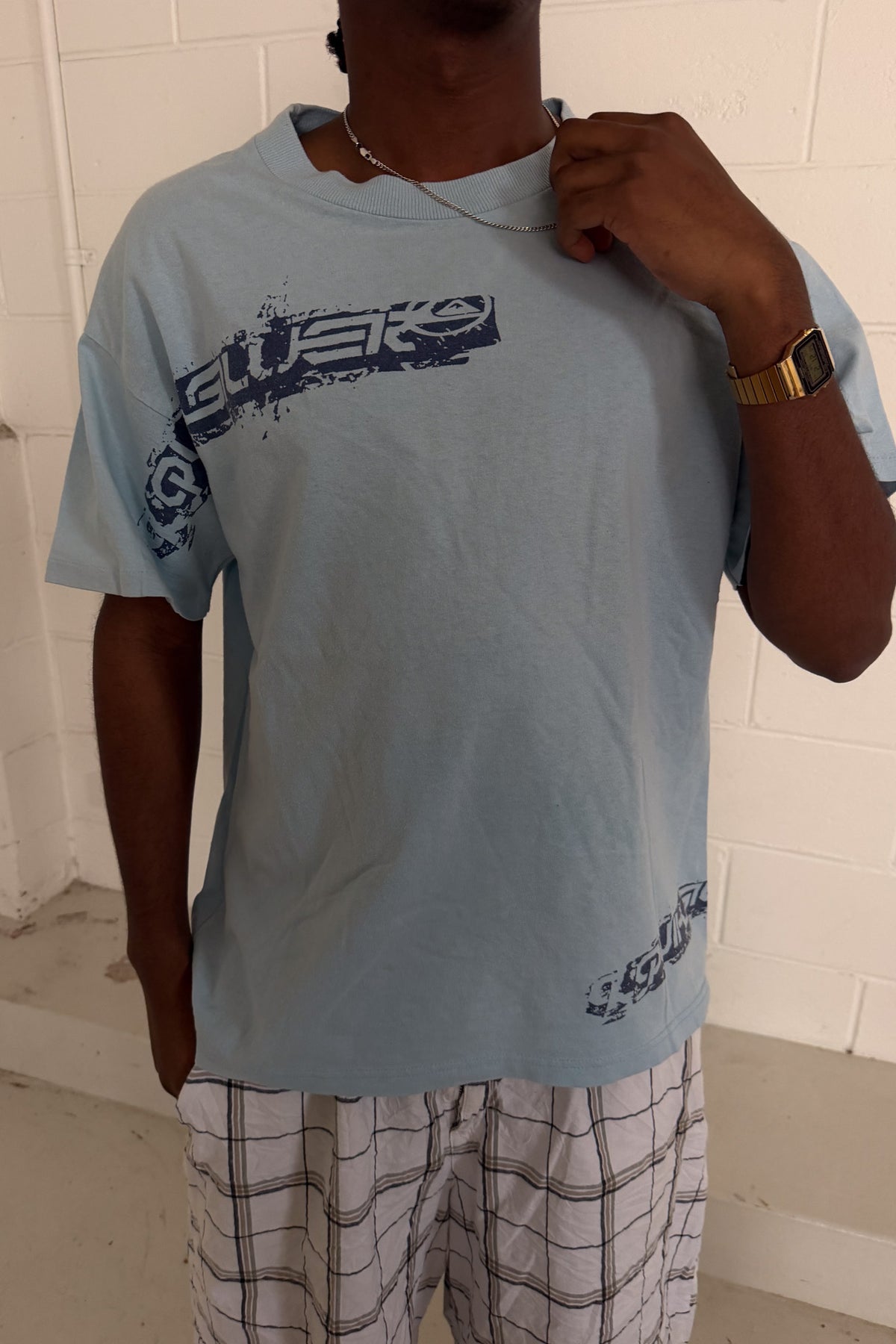 QUICKSILVER blue graff graphic tee ★ Size medium