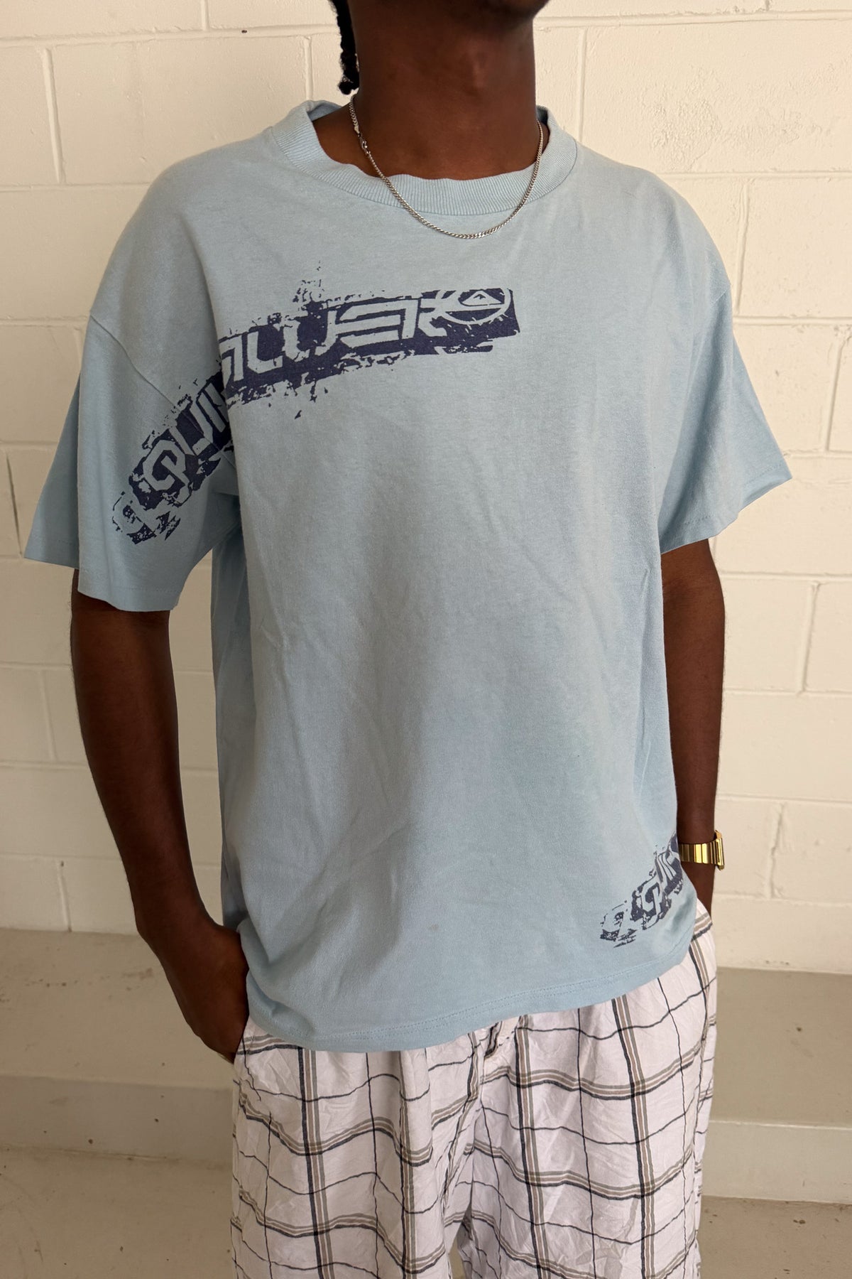QUICKSILVER blue graff graphic tee ★ Size medium