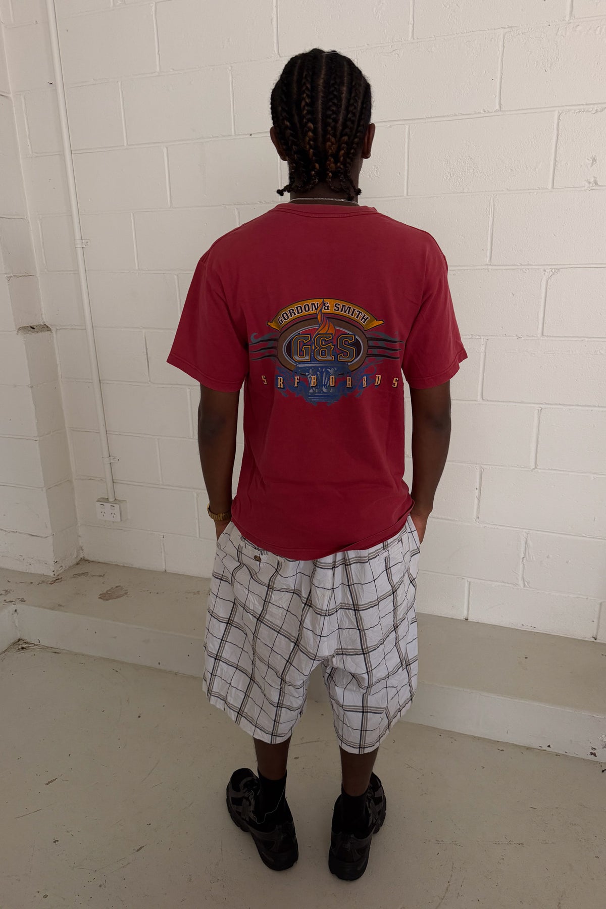 GORDON & SMITH red graphic tee ★ Size medium