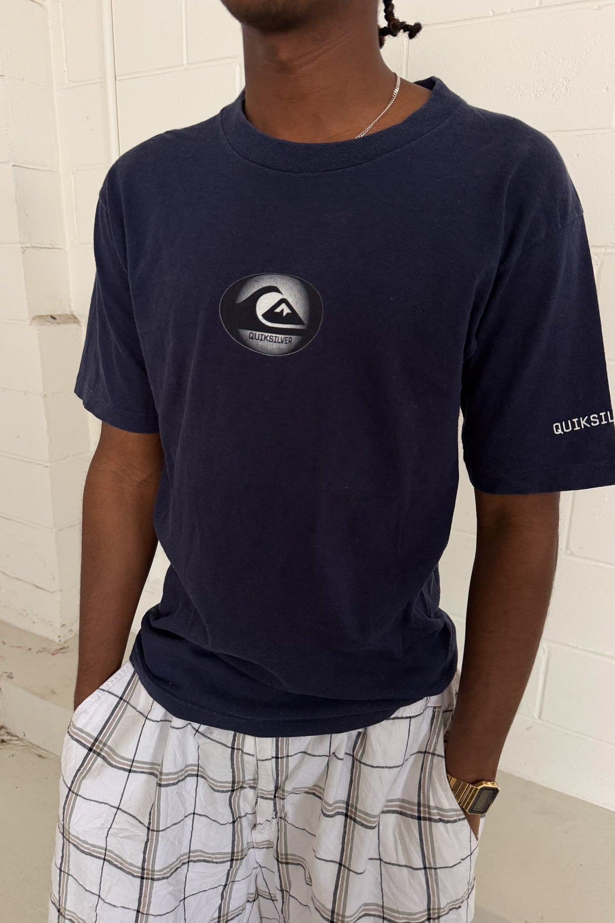 QUICKSILVER navy slim tee ★ Size small