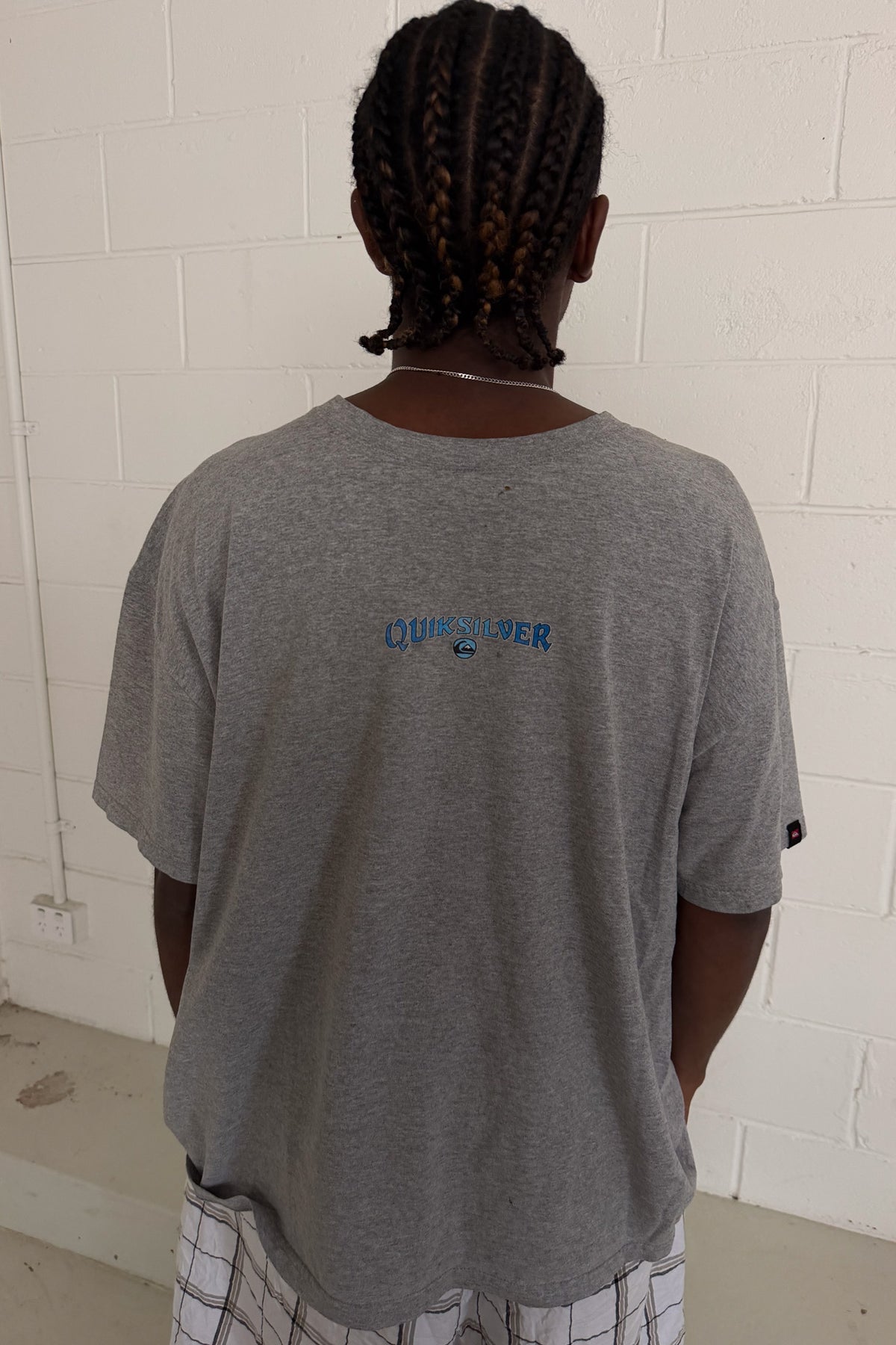QUICKSILVER grey logo tee ★ Size est XL