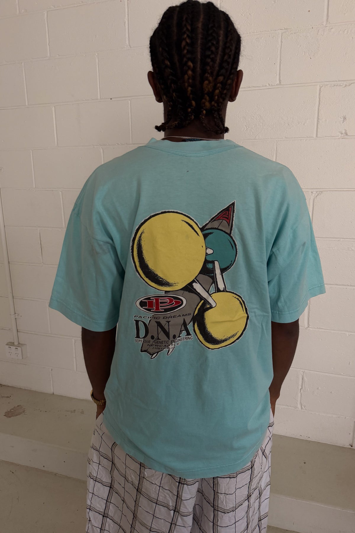 PACIFIC DREAMS aqua graphic tee ★ Size medium