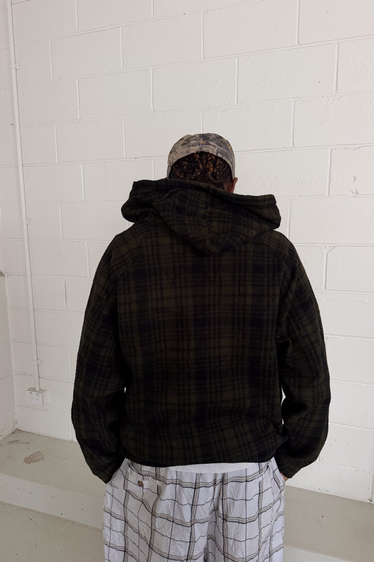 O'NEILL plaid zip up jacket ★ Size large