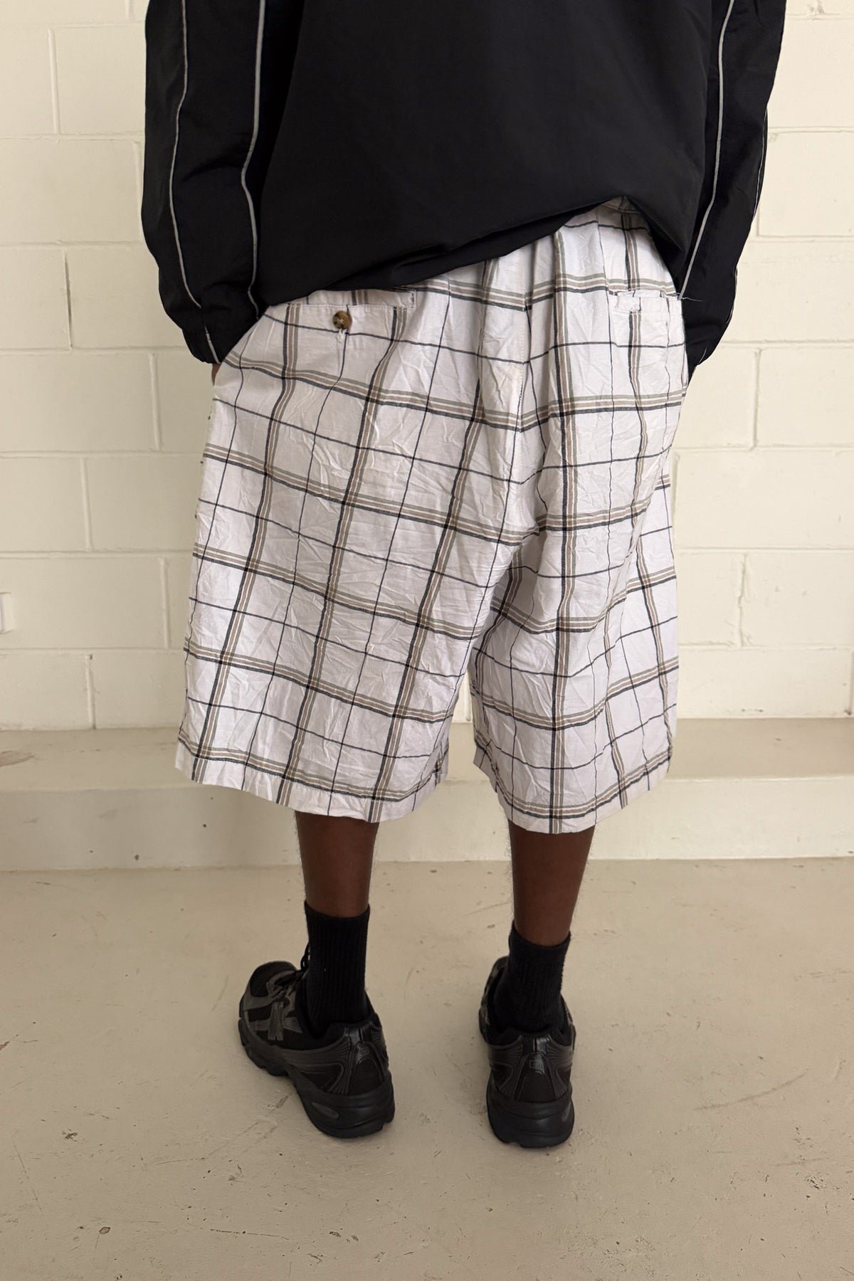 White plaid jorts ★ one size adjustable waist