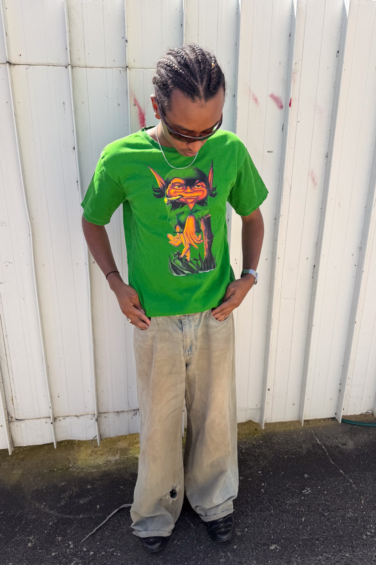 Goblin green graphic tee ★ Size labelled medium