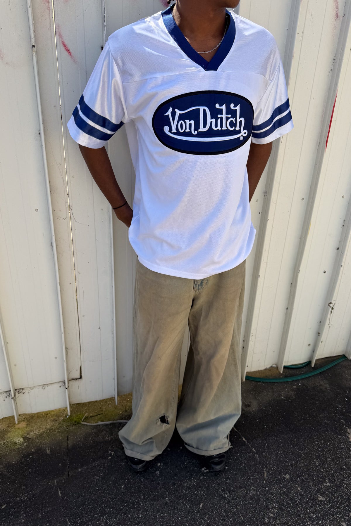 VONDUTCH white & navy jersey ★ Size labelled small (oversized)
