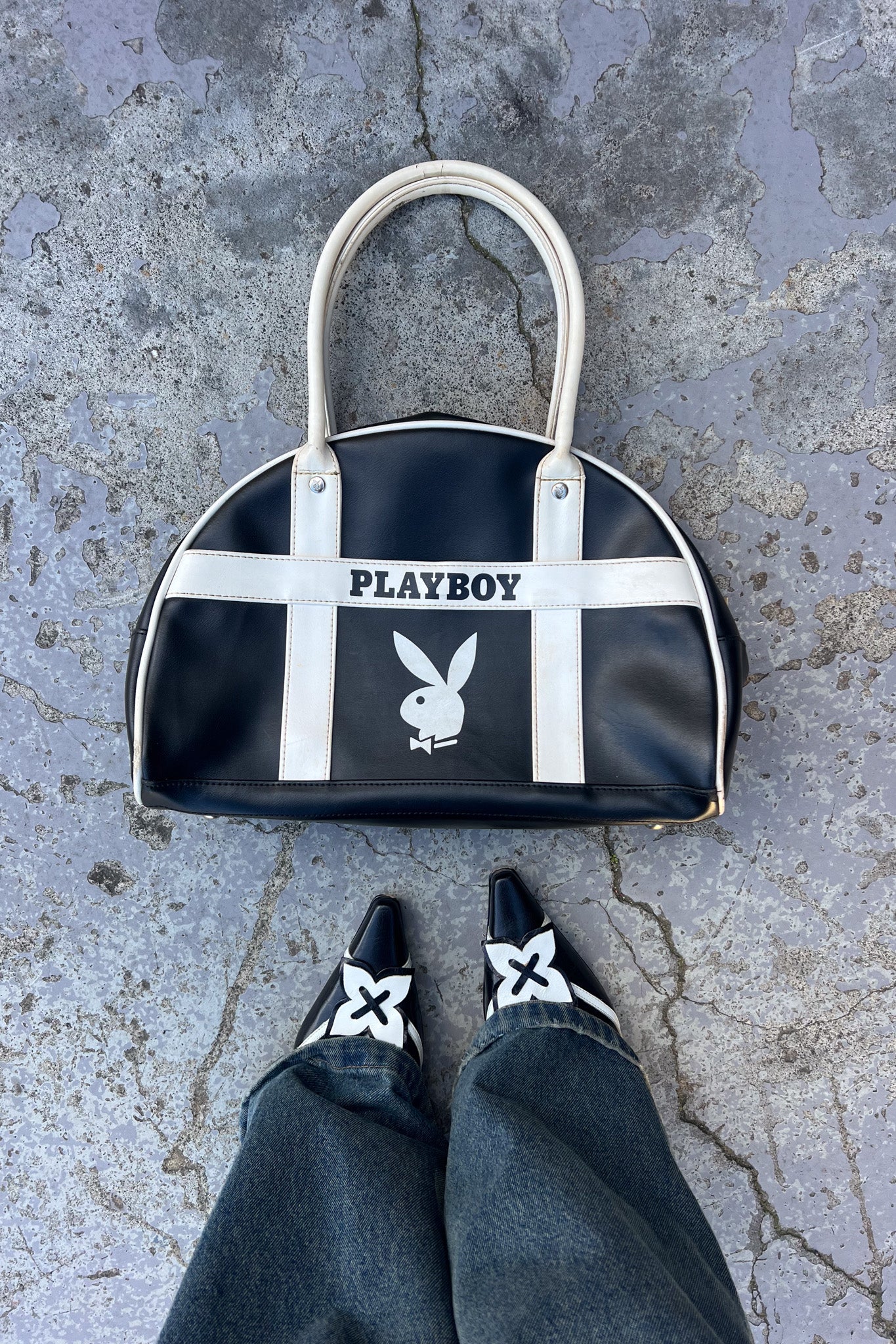 PLAYBOY black + white bowling bag ★