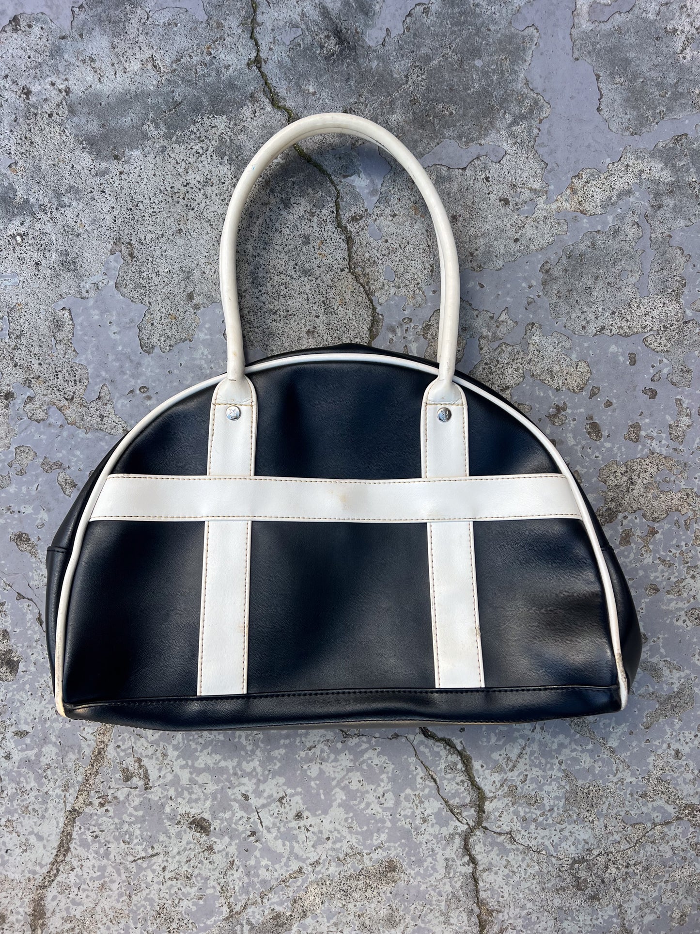 PLAYBOY black + white bowling bag ★