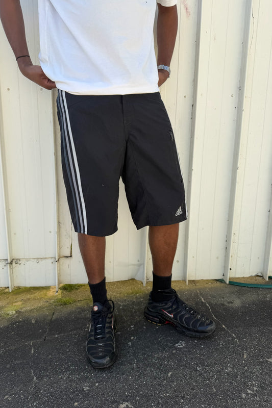 ADIDAS black & grey shorts ★ Size small