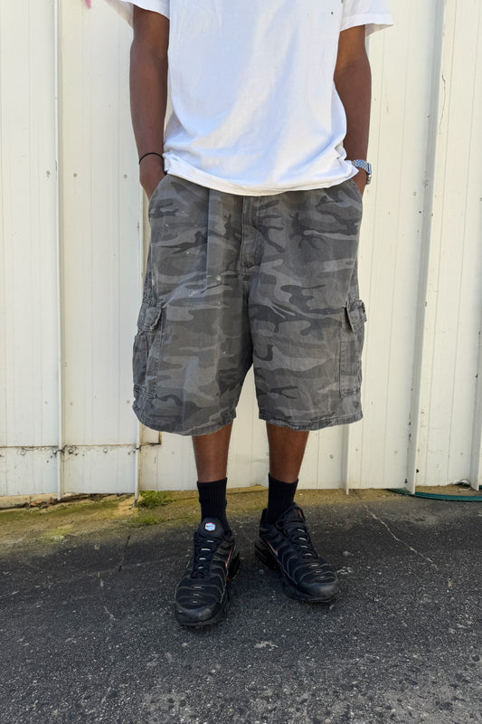 Dark green camo jorts ★ one size adjustable waist