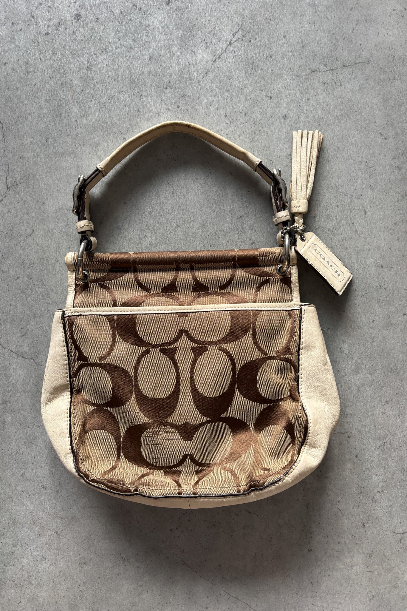 COACH 70TH ANNIVERSARY LIMITED EDITION + monogram hand bag + tassle ★