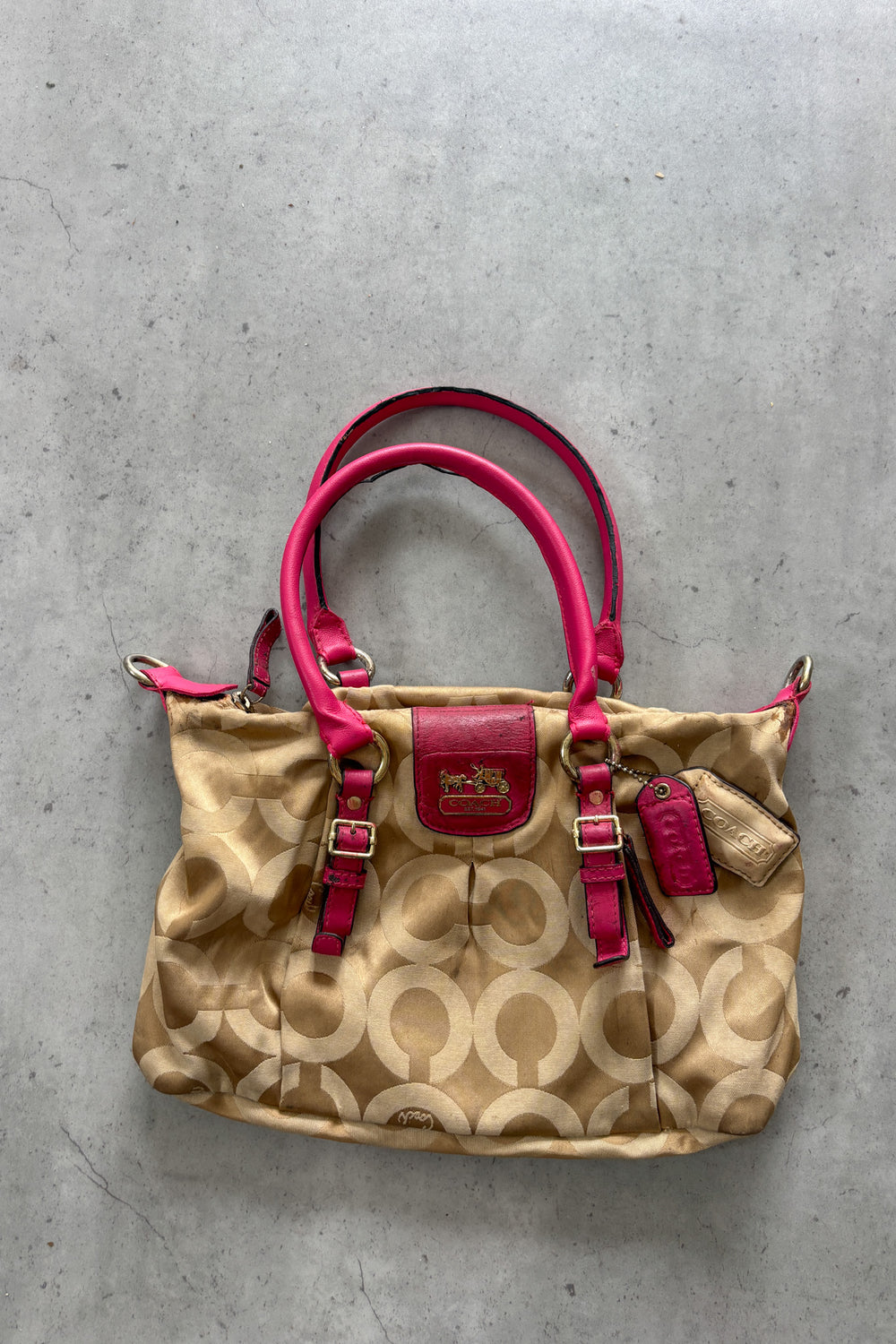 COACH gold + hot pink shoulder-bag  ★