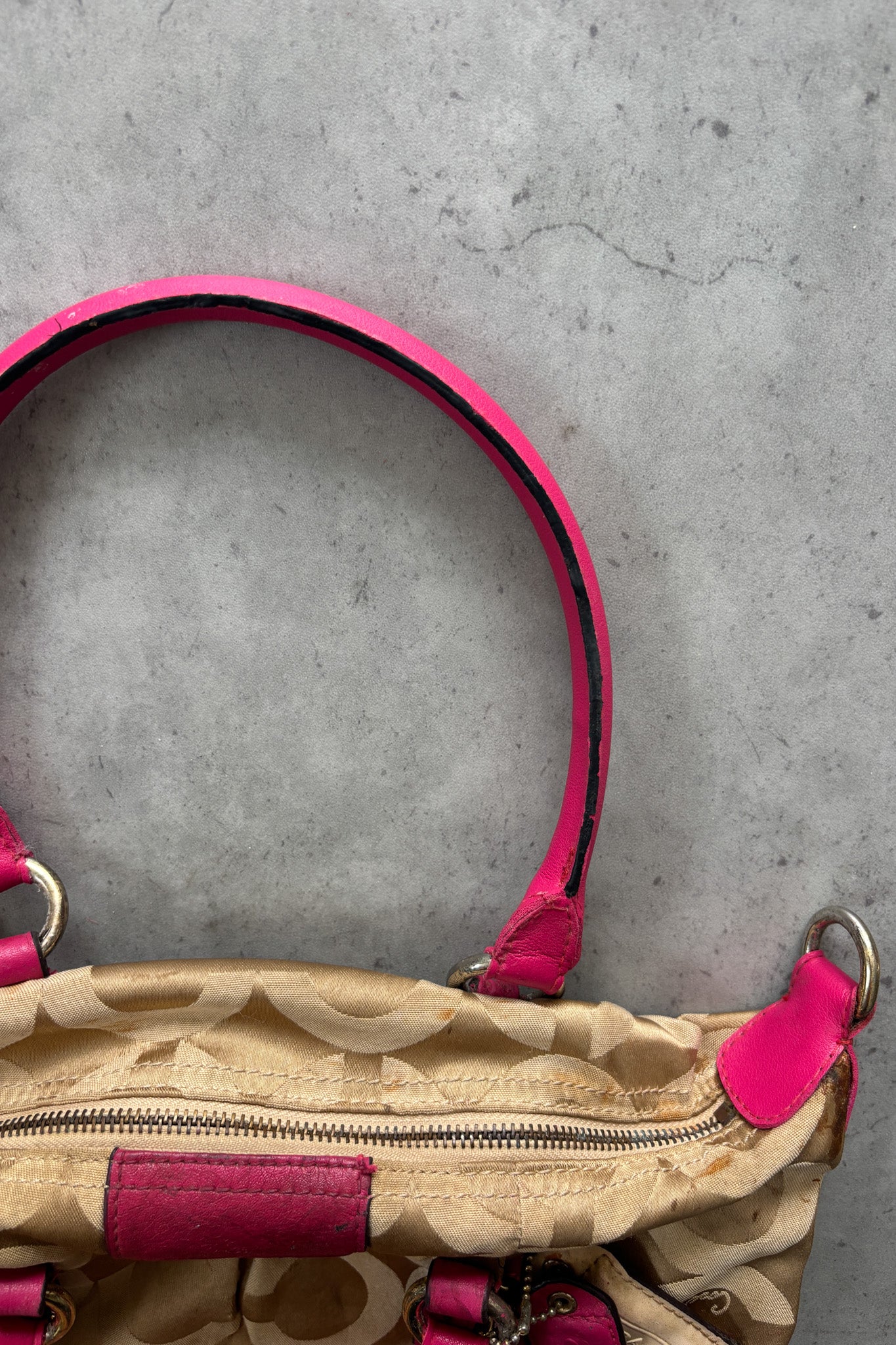 COACH gold + hot pink shoulder-bag  ★
