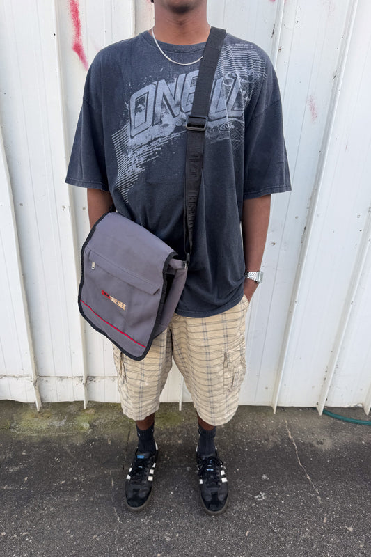 O'NEILL charcoal + grey tee ★ Size est Xlarge