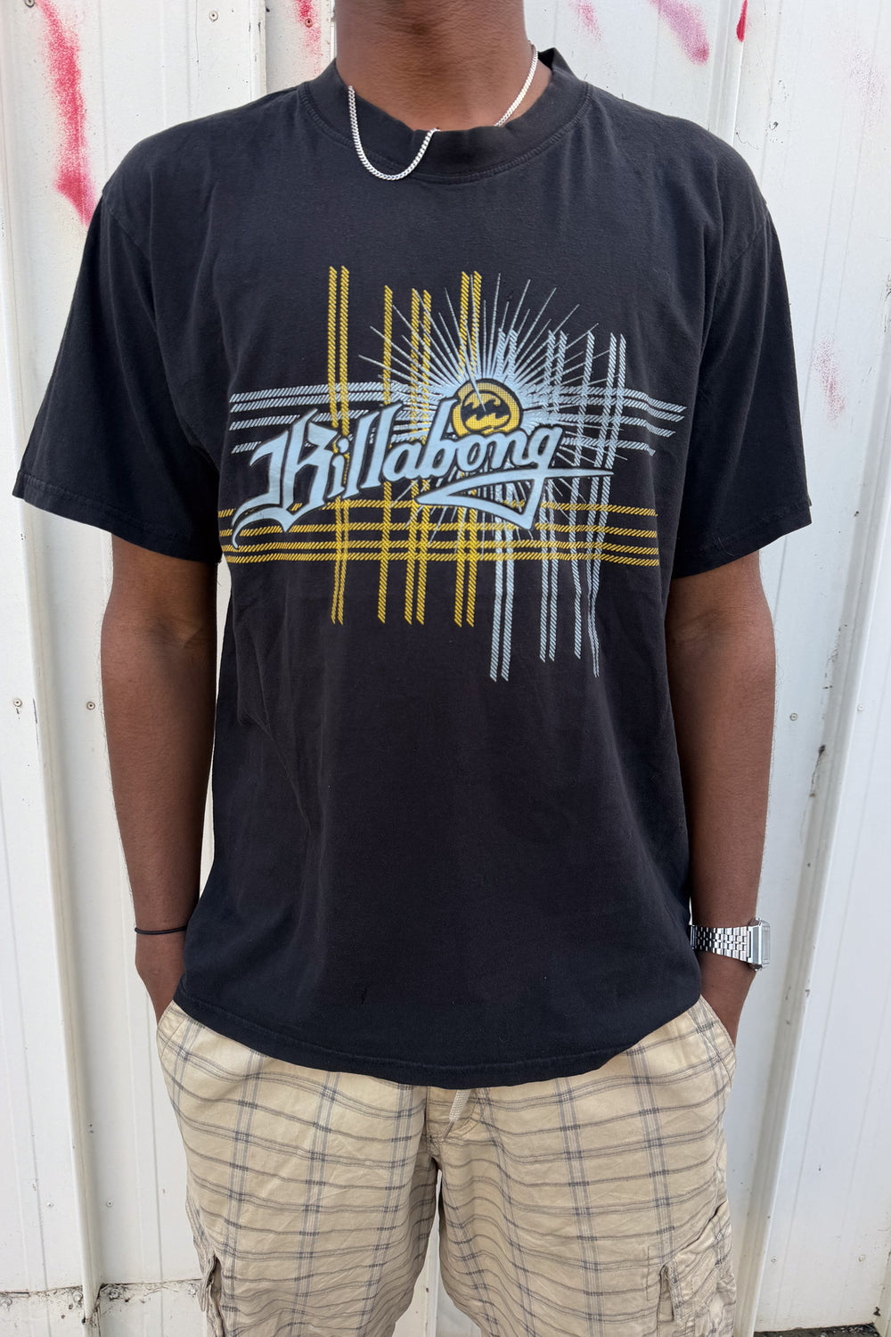 BILLABONG black plaid tee ★ Size labelled small