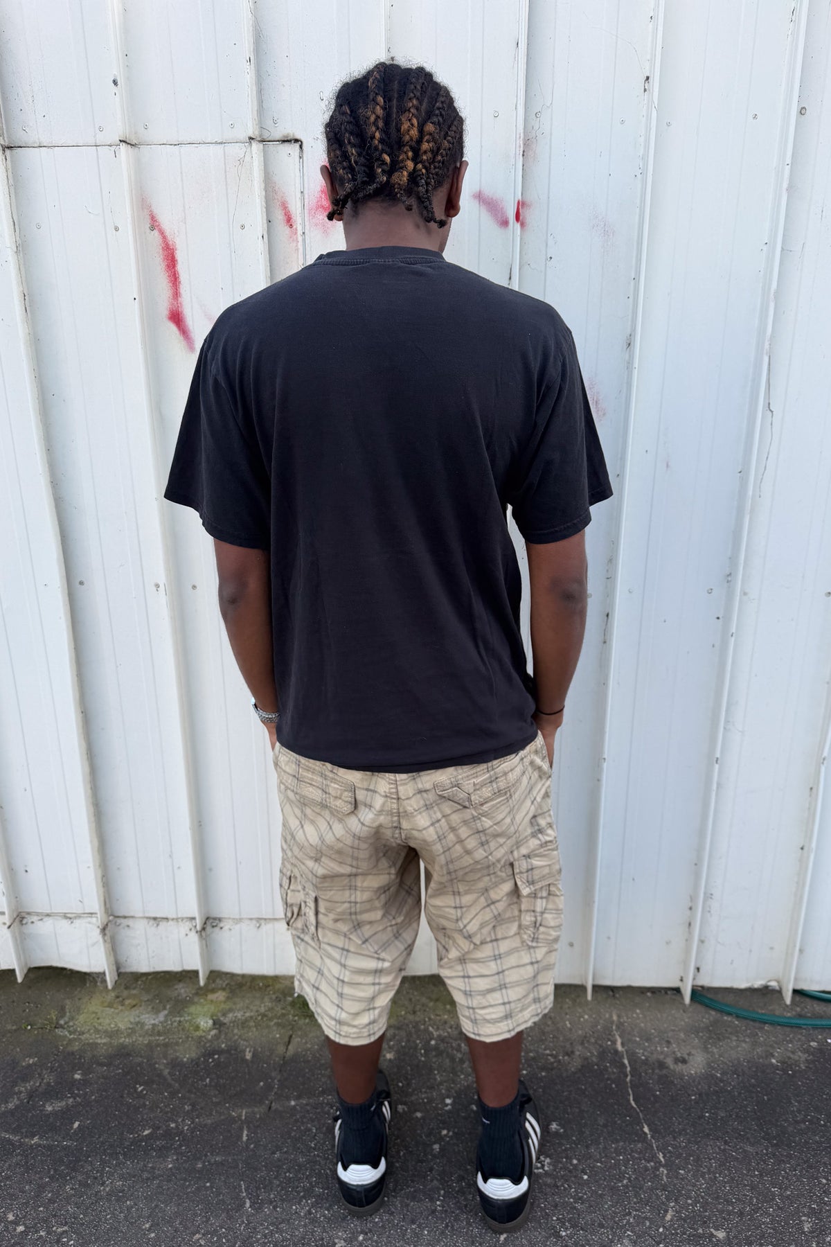 BILLABONG black plaid tee ★ Size labelled small