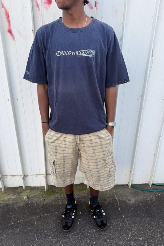 QUICKSILVER navy tee ★ Size labelled Xlarge