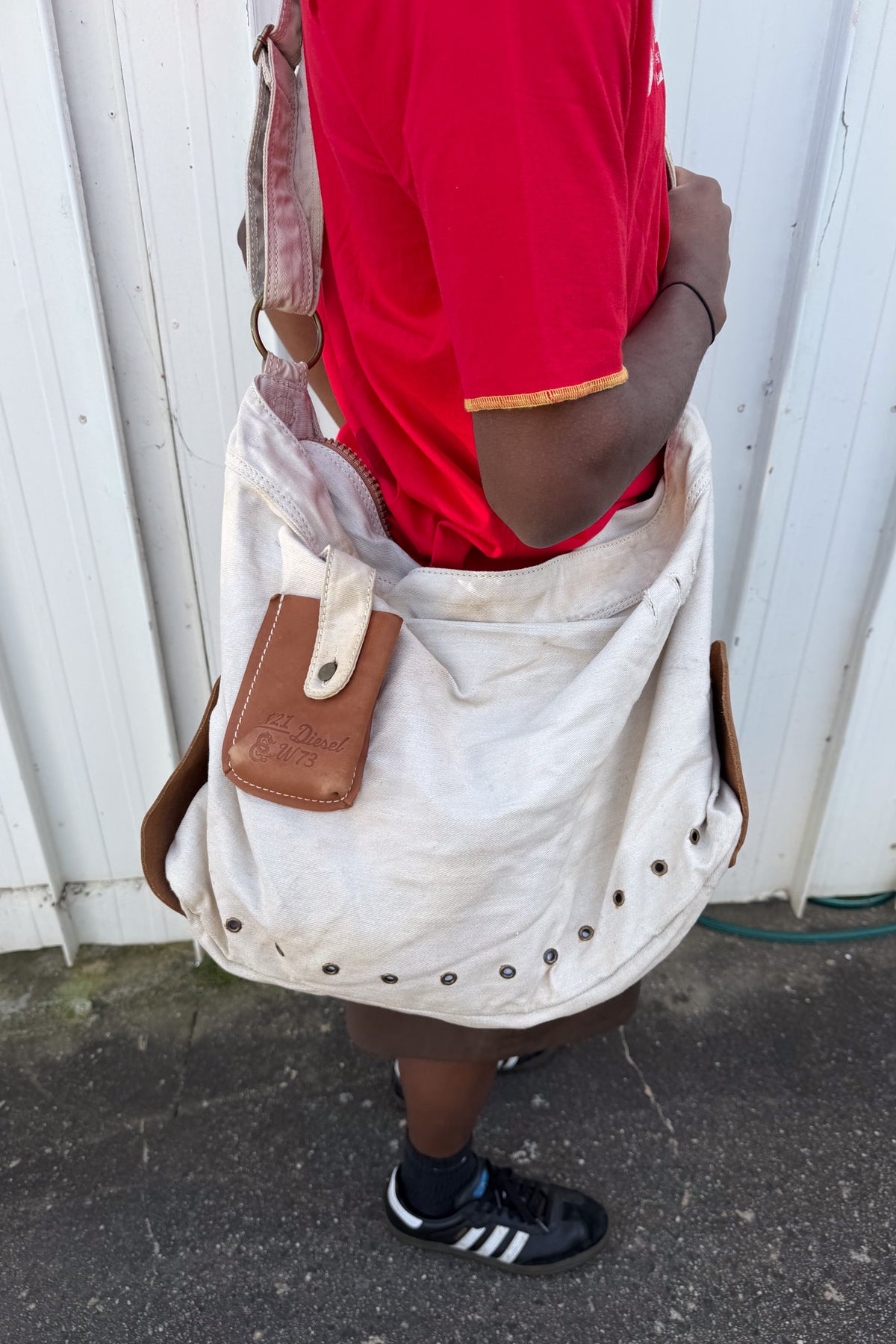 DIESEL cream + brown duffle bag ★