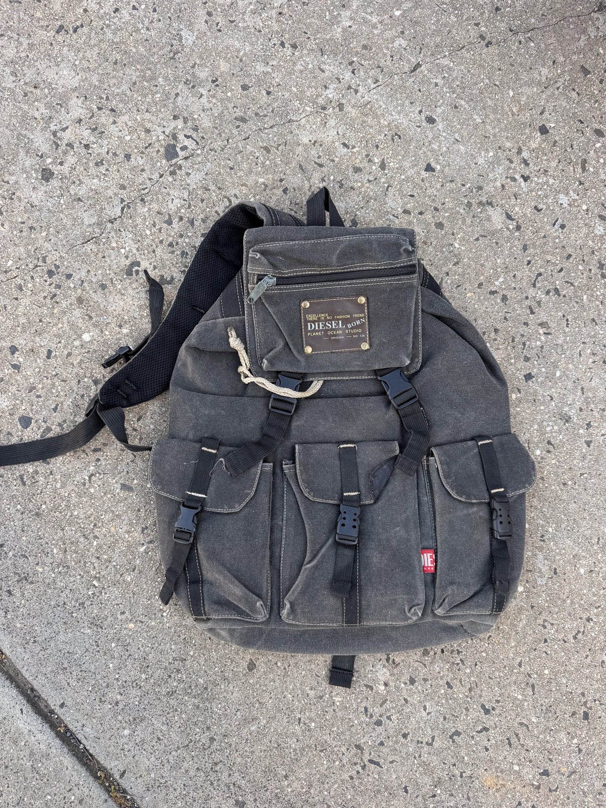 DIESEL black festival backpack ★