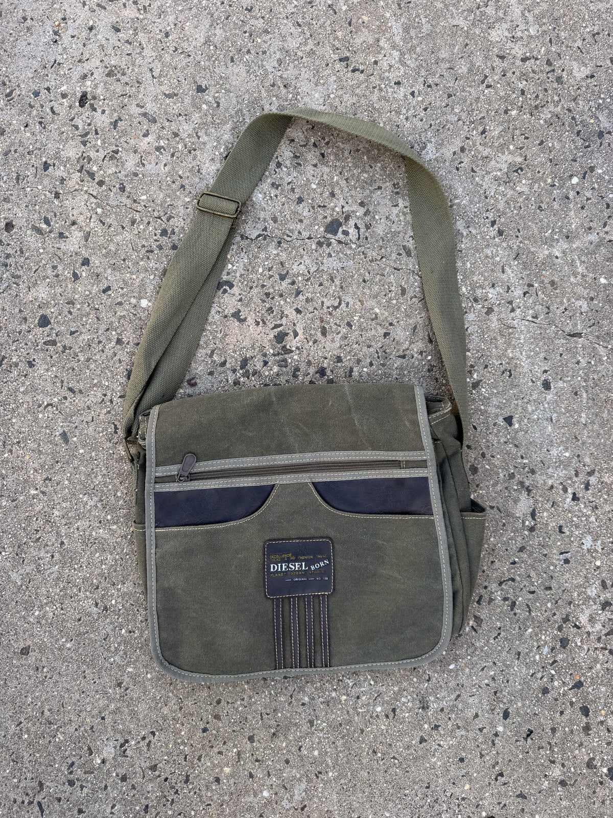 DIESEL Khaki zip satchel bag ★