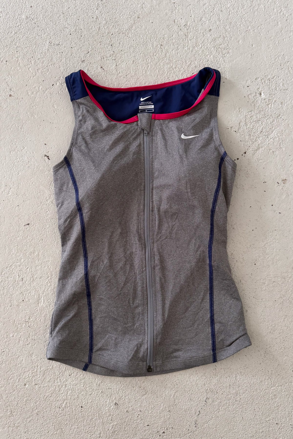 NIKE grey navy & pink sport tank ★ Size est medium