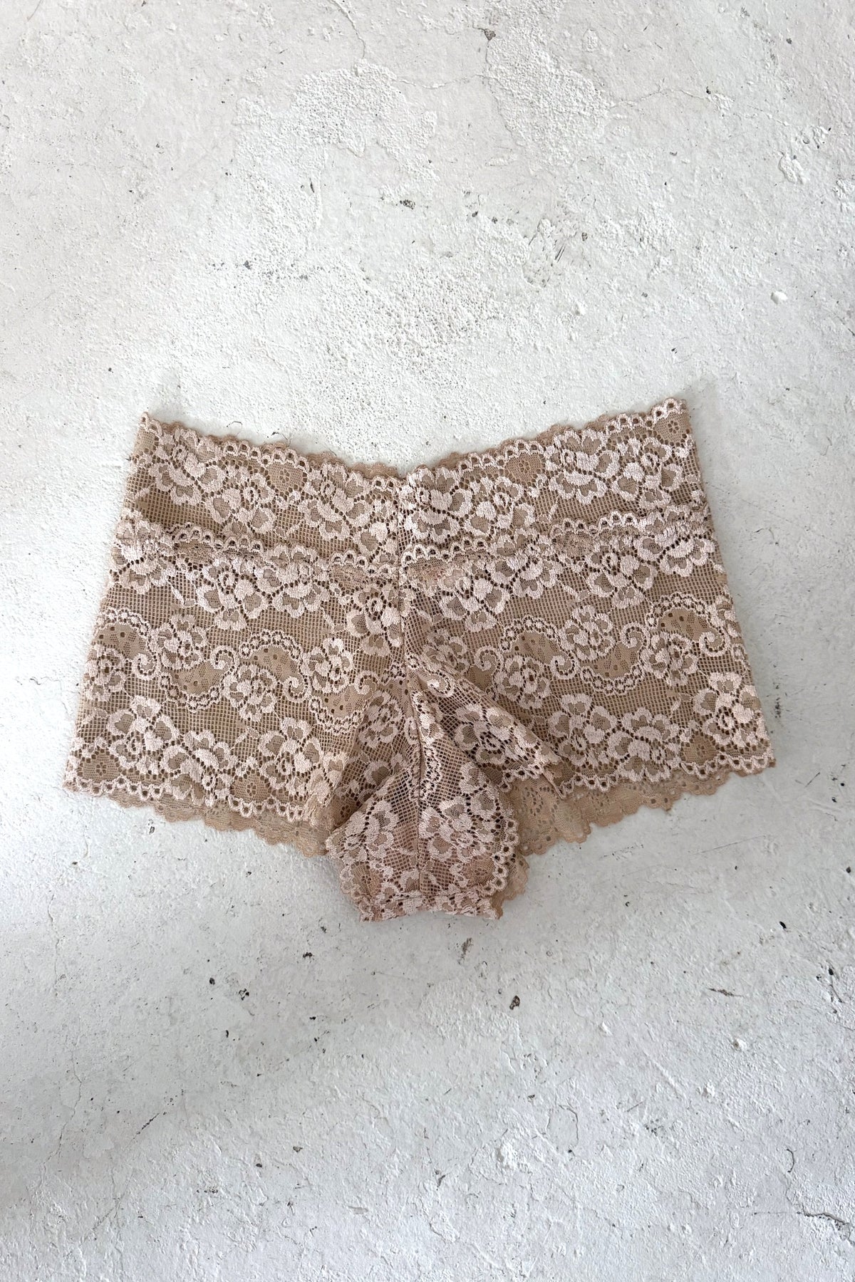Gold lacy festival booty shorts ★ ONE SIZE