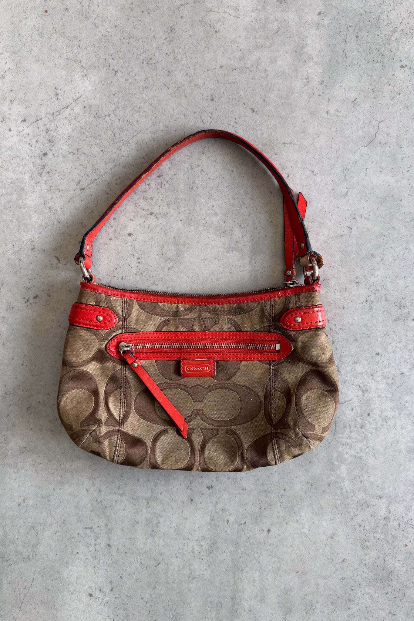 COACH cream + orange purse ★