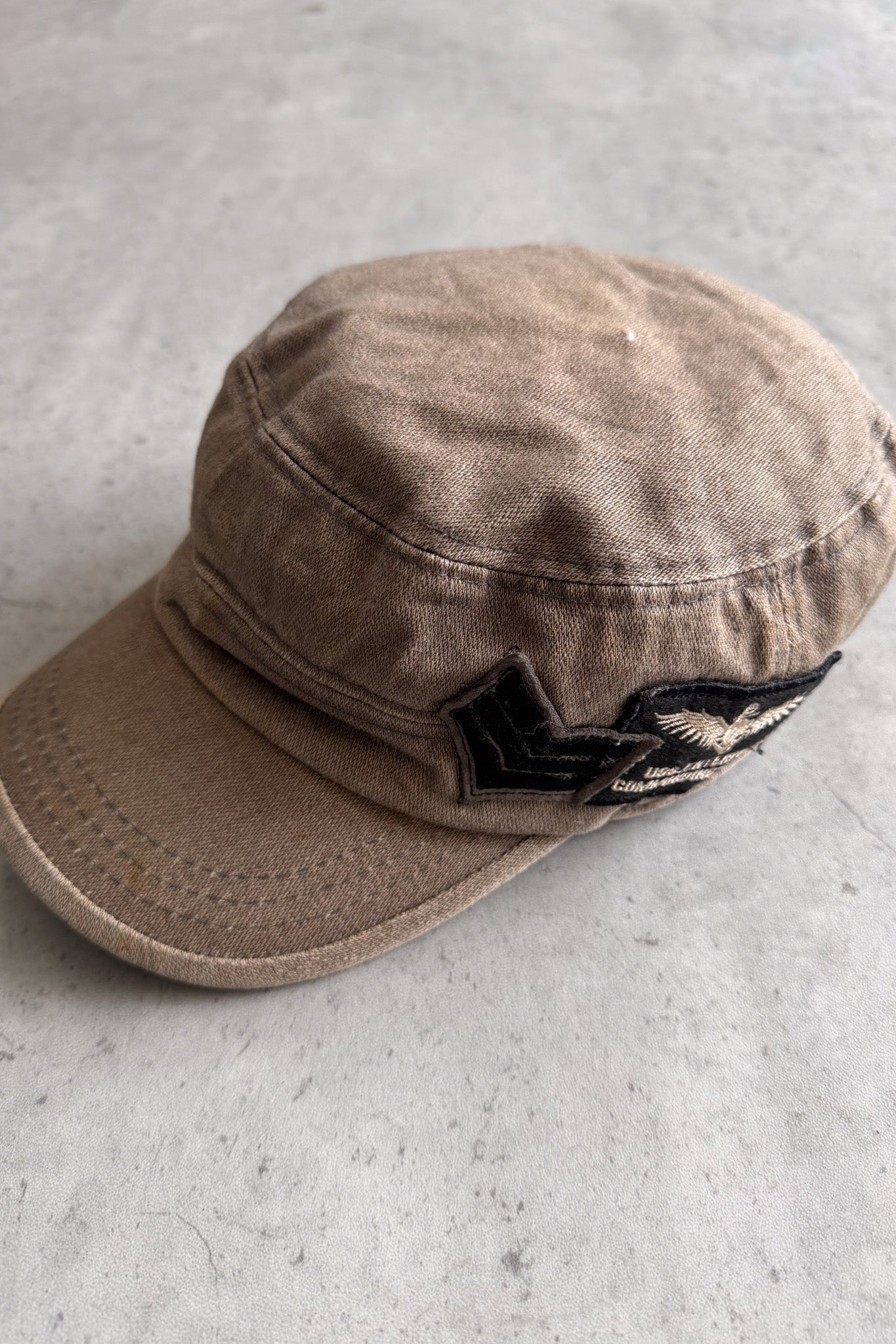 Brown arrow cadet hat ★