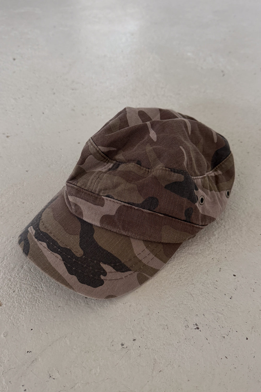 Camo cadet hat ★