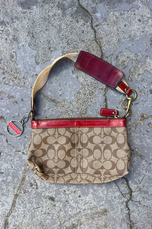 COACH red + monogram hand bag ★