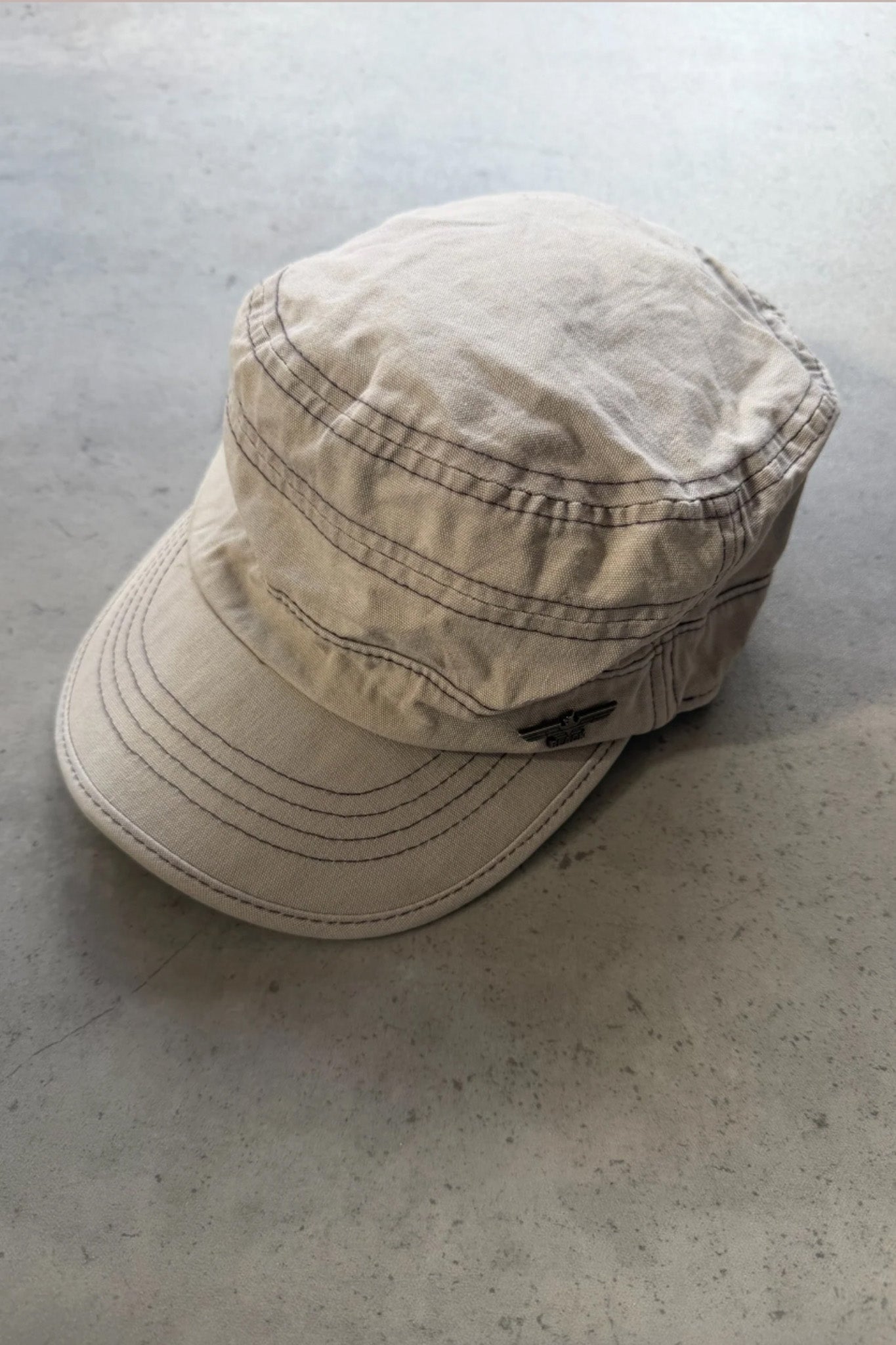 Cream cadet hat ★